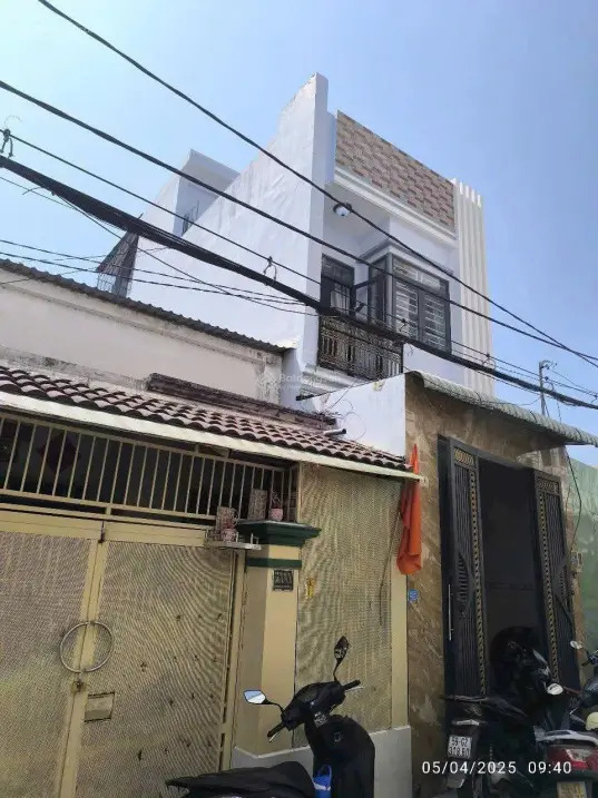 Bán nhà Xã Trung Chánh full nội thất gần khu công nghiệp Hiệp Thành